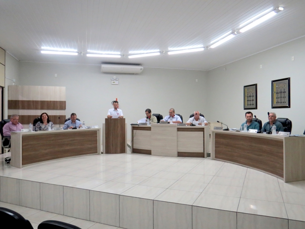 LDO PARA 2017 É APROVADA NA CÂMARA