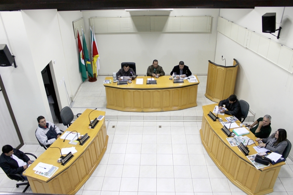 SUPLENTE DE VEREADOR ASSUME CADEIRA NO LEGISLATIVO MUNICIPAL DE MAMPITUBA