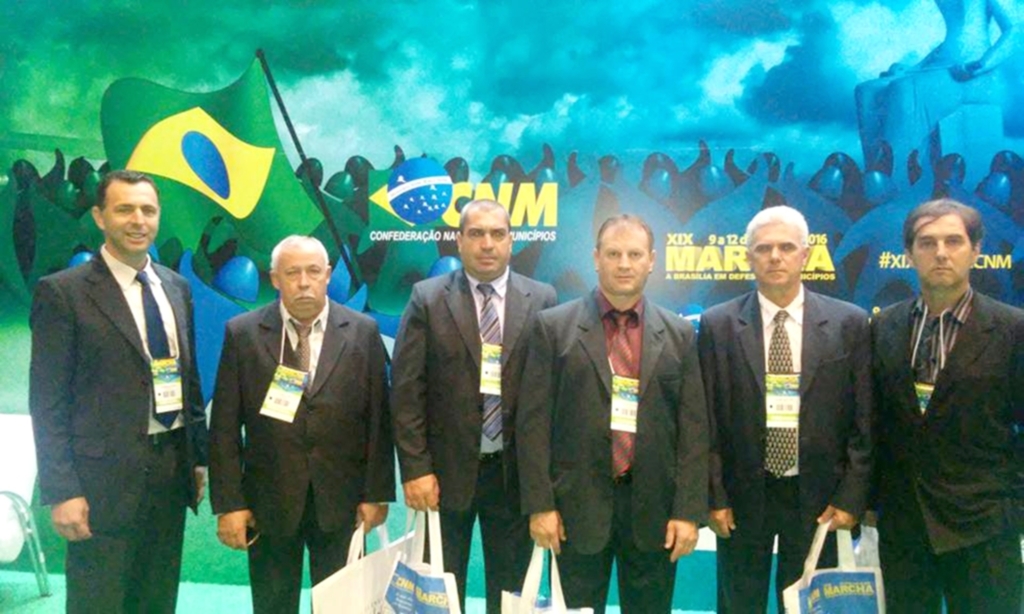 REGIÃO ESTEVE REPRESENTADA NA XIX MARCHA EM DEFESA DOS MUNICÍPIOS EM BRASÍLIA
