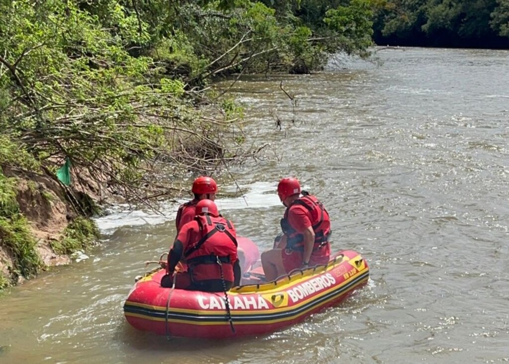 Corpo de idoso é resgatado no Rio Canoas