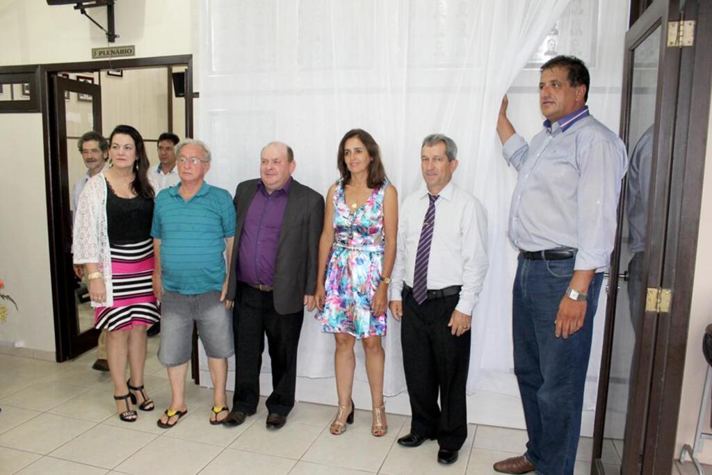 CÂMARA DE MAMPITUBA INAUGURA GALERIA DOS VEREADORES