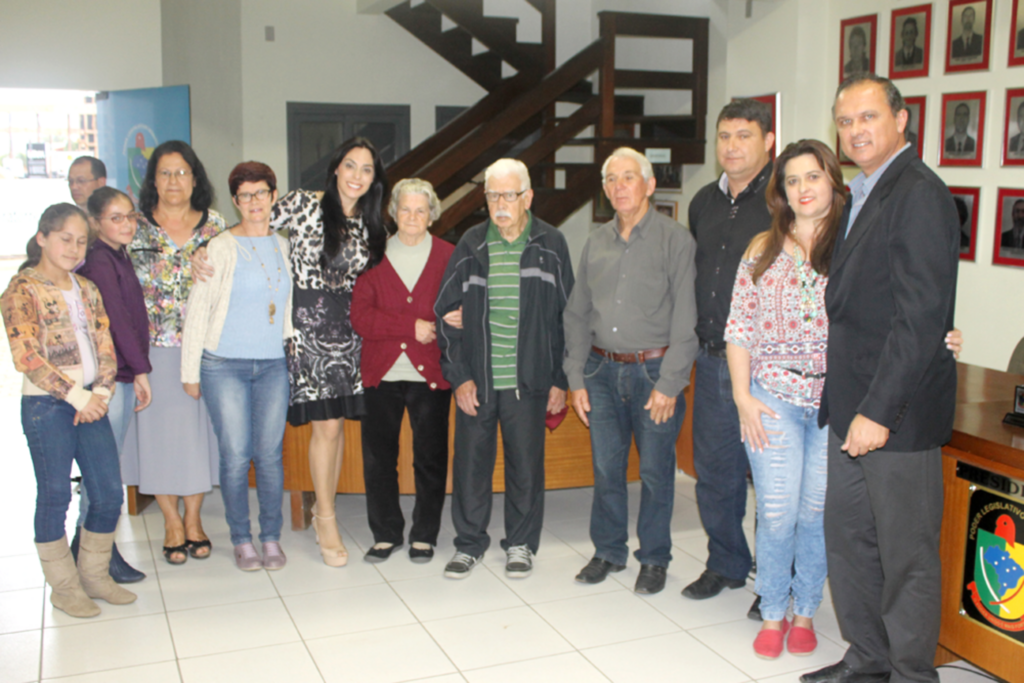 DEPUTADA FEDERAL GEOVANIA DE SÁ PARTICIPA DE ENCONTRO COM LIDERANÇAS DO PSDB DE PASSO DE TORRES