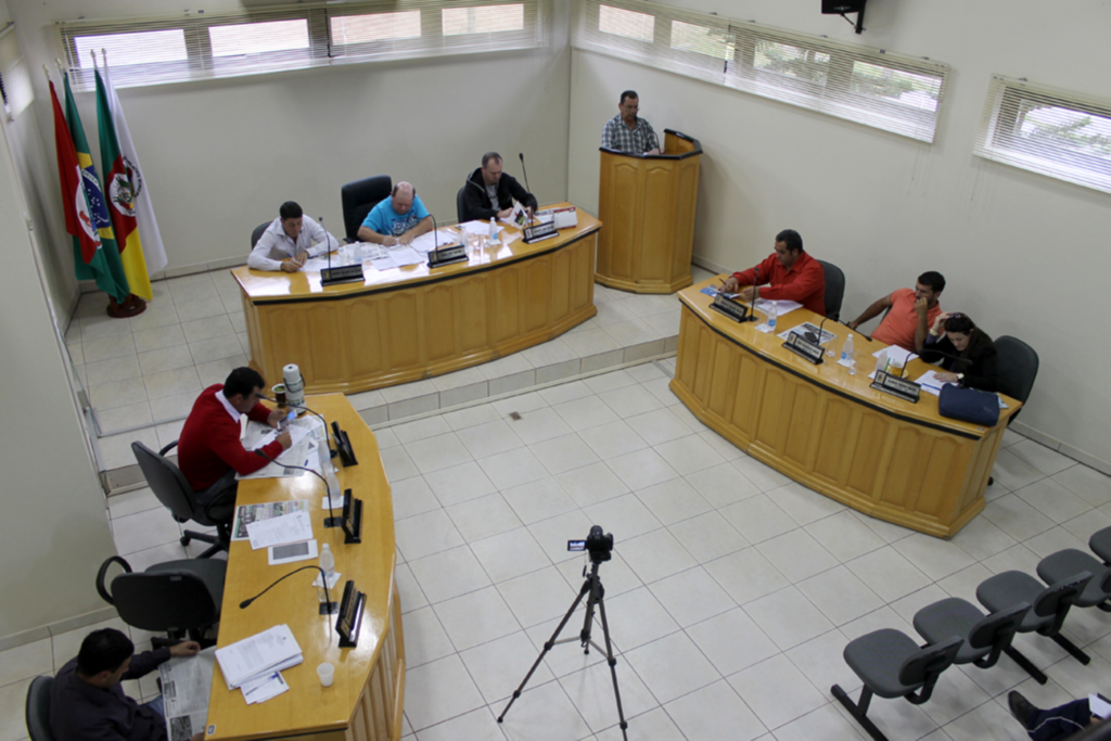 SESSÃO ORDINÁRIA DA CÂMARA  DE VEREADORES DE MAMPITUBA