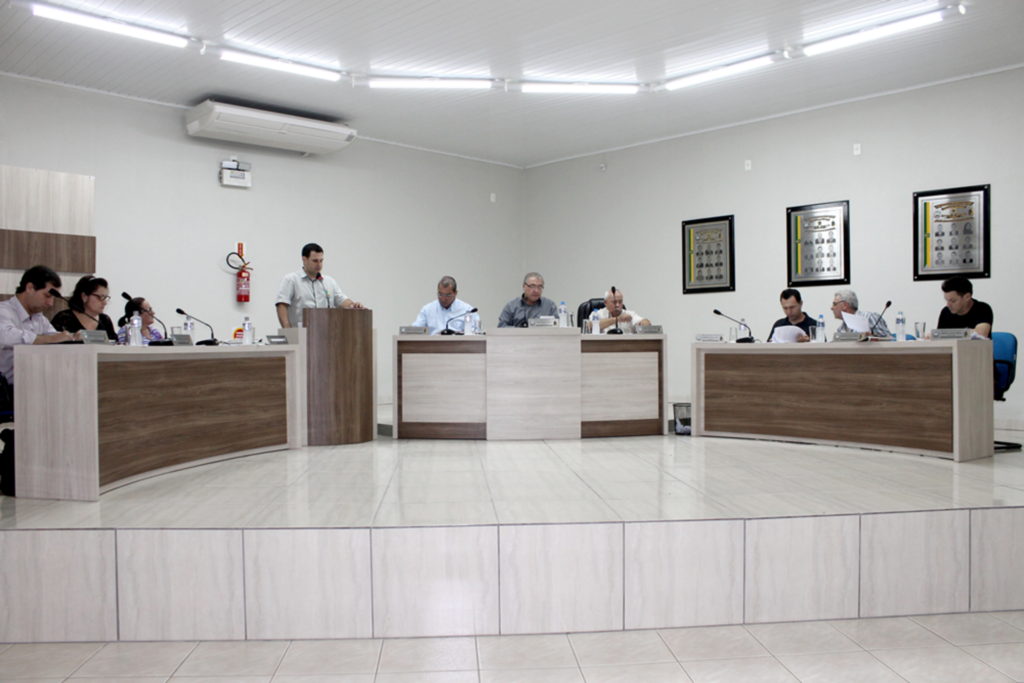 LEGISLATIVO DE PRAIA GRANDE RECEBE PROJETO  QUE BENEFICIA POLÍCIA MILITAR