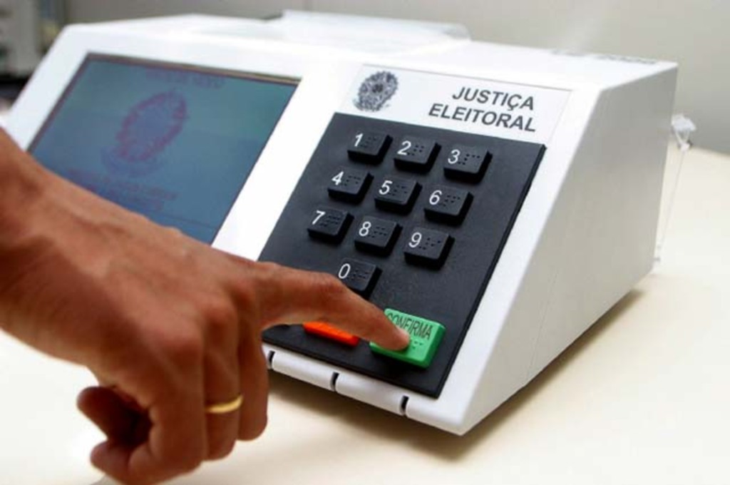FUTUROS CANDIDATOS DEVEM ESTAR FILIADOS ATÉ 2 DE OUTUBRO