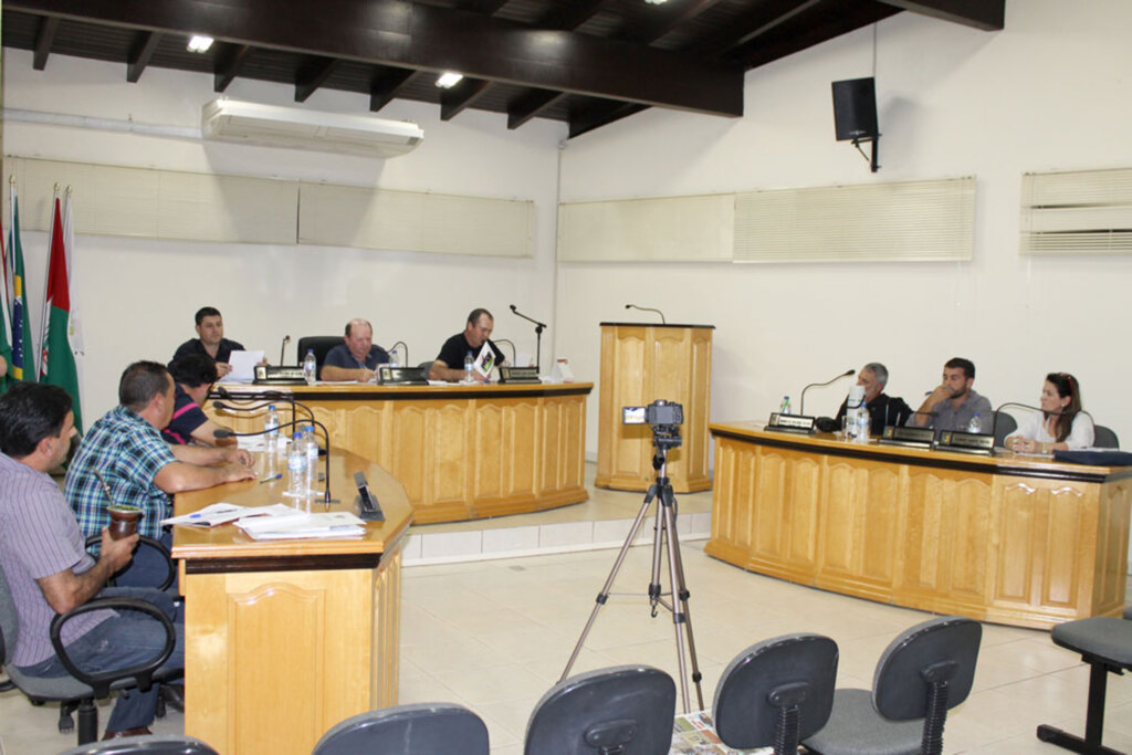 VEREADORES RETORNAM AS ATIVIDADES  APÓS RECESSO PARLAMENTAR