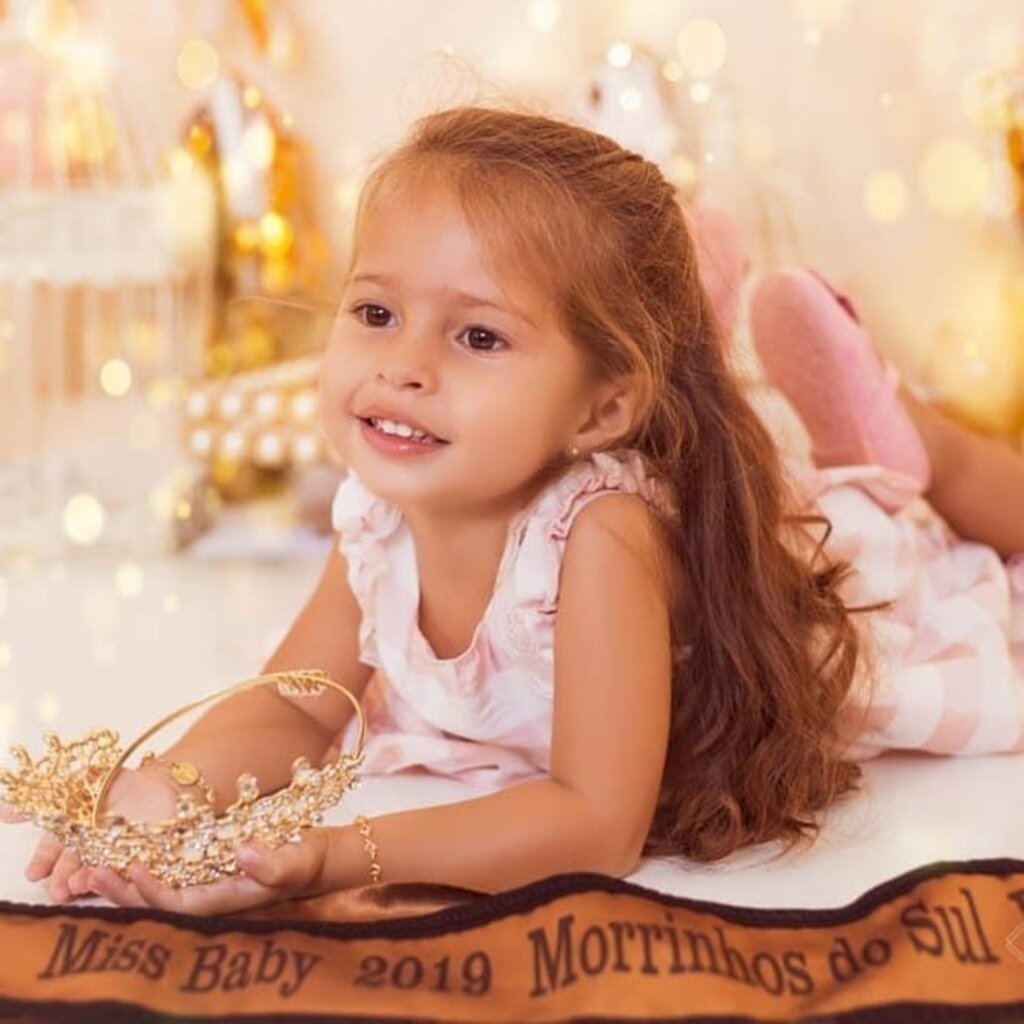 LAÍS SCHUTZ CONCORRE NO MINI MISS LITORAL NORTE