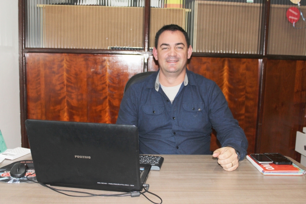 PERSONALIDADE DA SEMANA: DANIEL ZEFERINO CARLOS