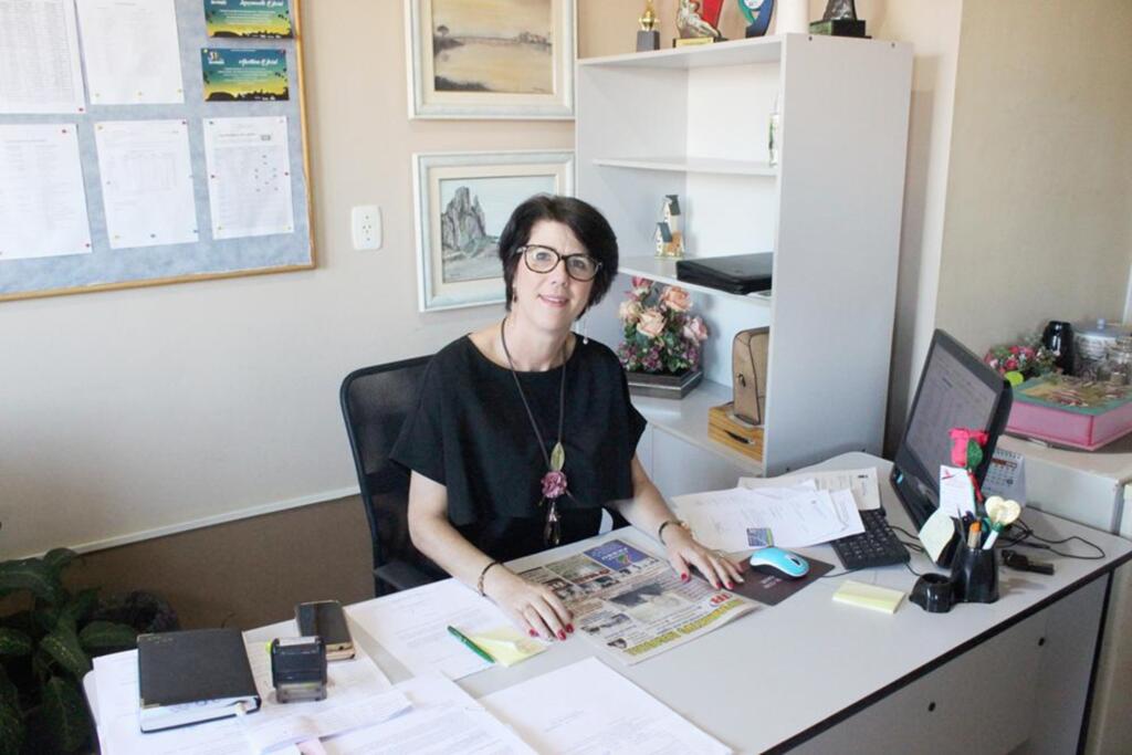 PERSONALIDADE DA SEMANA: SUZANA CRISTINA MACHADO