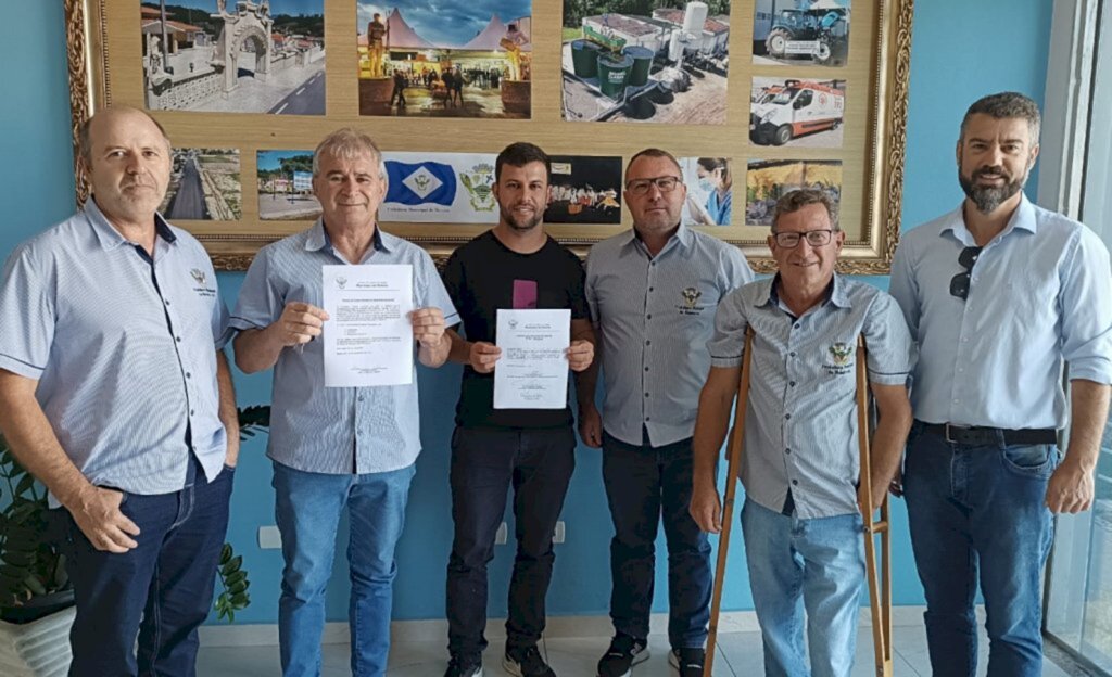 Prefeitura de Meleiro entrega o 4º Certificado de Inspeção Municipal