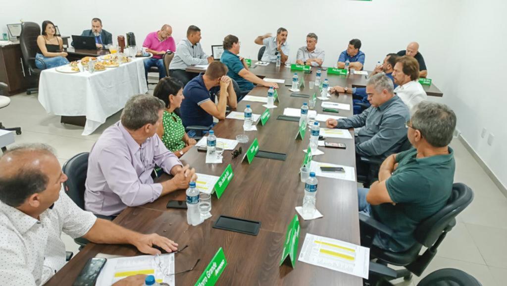 PREFEITO DE SANTA ROSA DO SUL ALMIDES ROBERG 
DA ROSA ASSUME A PRESIDÊNCIA DA AMESC