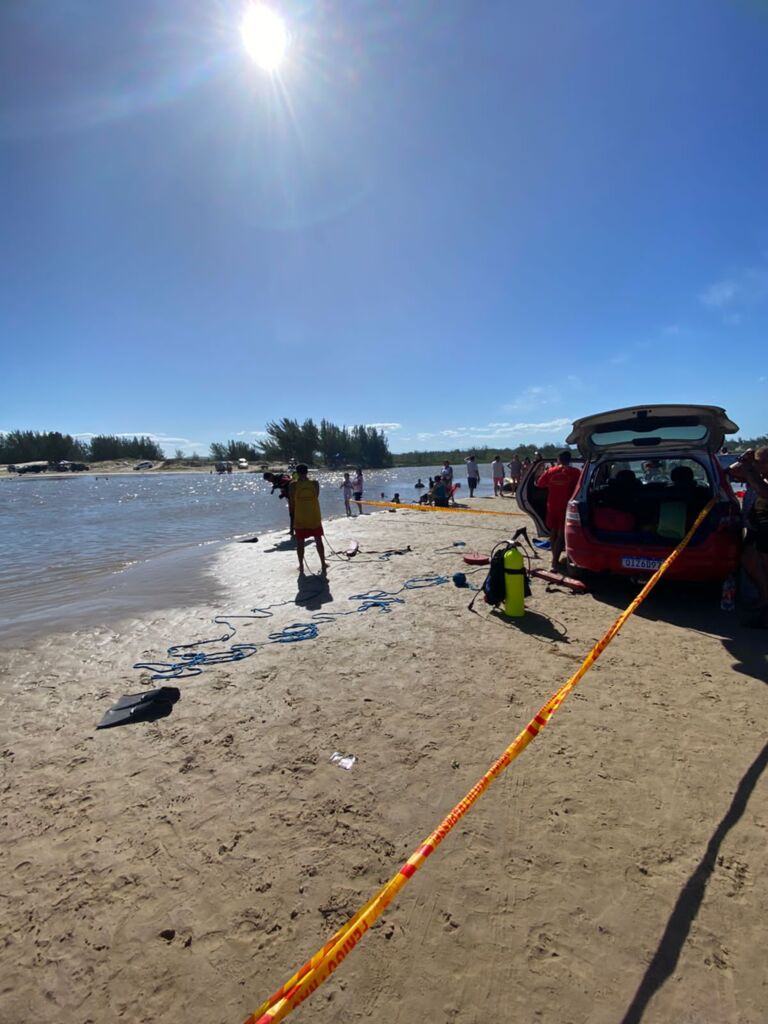 Homem desaparece ao tentar atravessar Barra do Torneio, em Jaguaruna