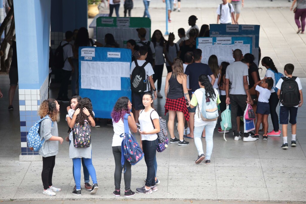 Ano letivo para mais de 520 mil estudantes de SC começa nesta quarta-feira