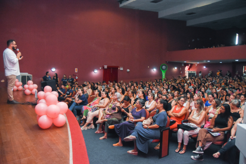 São Francisco do Sul: Encontro pedagógico marca início do ano letivo para professores da rede municipal