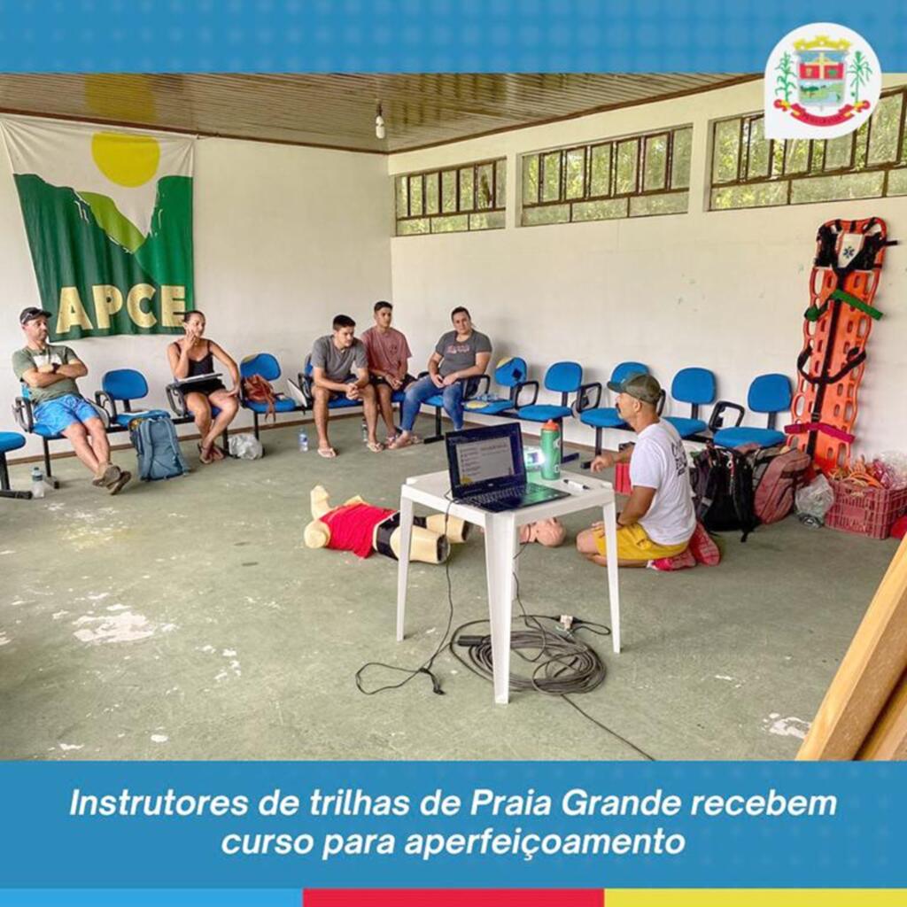 INSTRUTORES DE TRILHAS DO MUNICÍPIO RECEBEM CURSO DE APERFEIÇOAMENTO EM PRAIA GRANDE