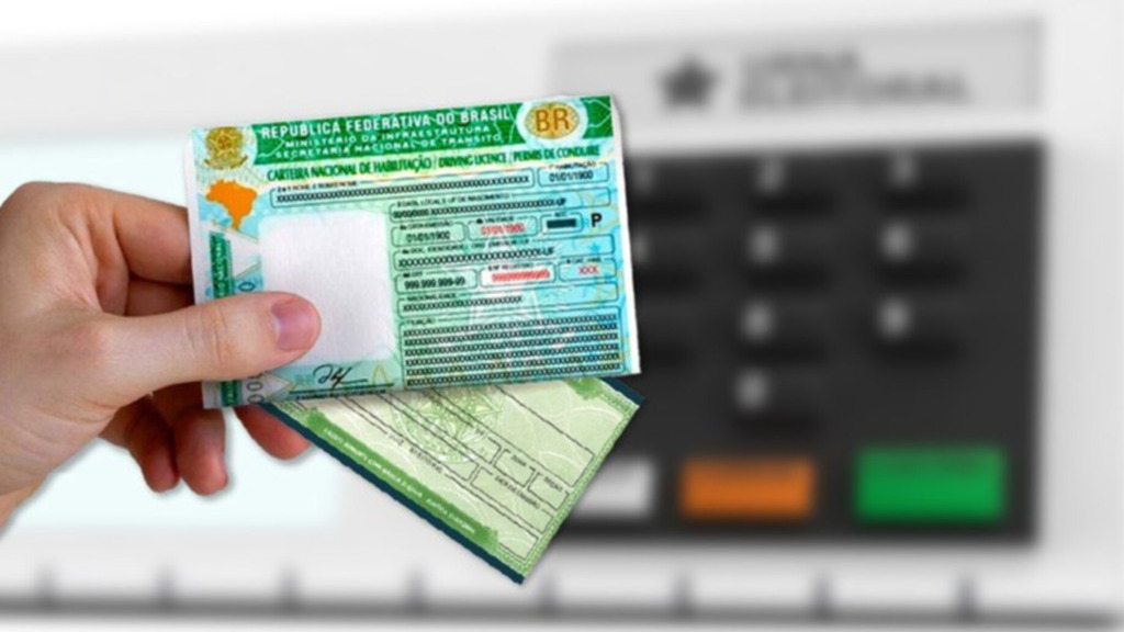 Eleitores que solicitarem alistamento eleitoral devem levar CNH junto com o documento de identidade