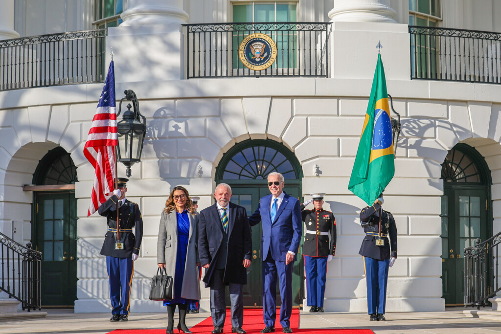 Nos Estados Unidos, Lula reitera defesa da democracia no mundo