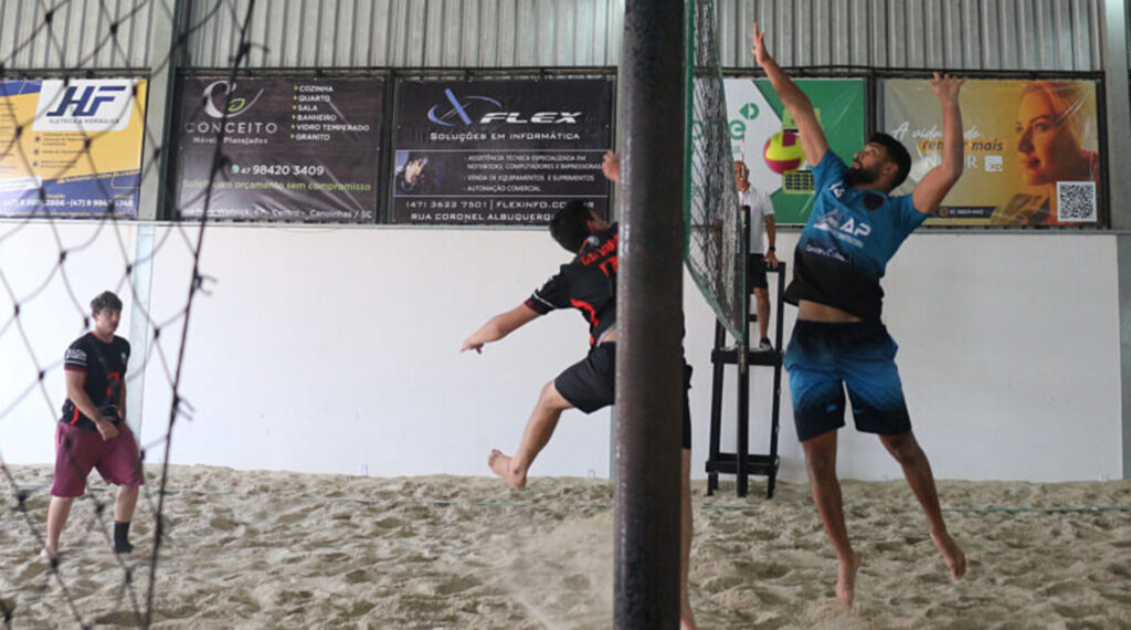 Intermunicipal de Vôlei de Praia de Canoinhas reúne 16 duplas