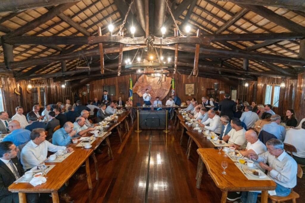 Maurício Tonetto/JC - Encontro reuniu deputados e secretários de Estado.