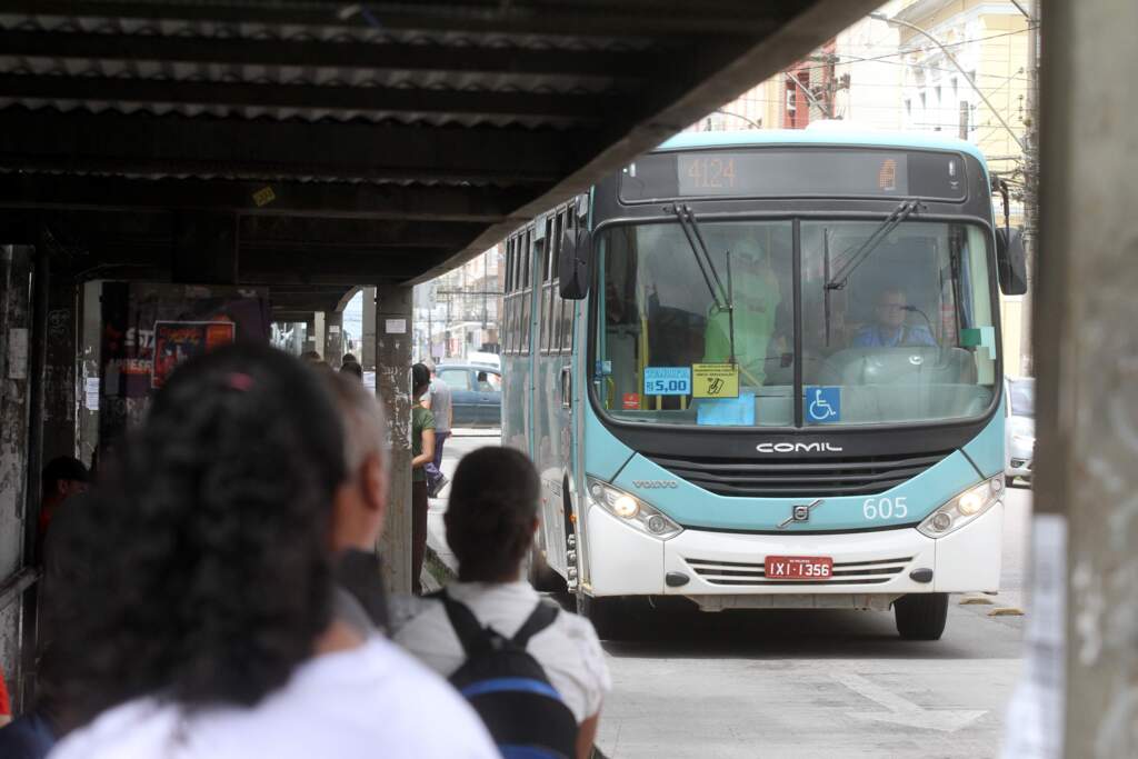 Foto: Jô Folha - Arquivo - DP - Moradores dizem que escassez atrapalha quem trabalha na zona central da cidade