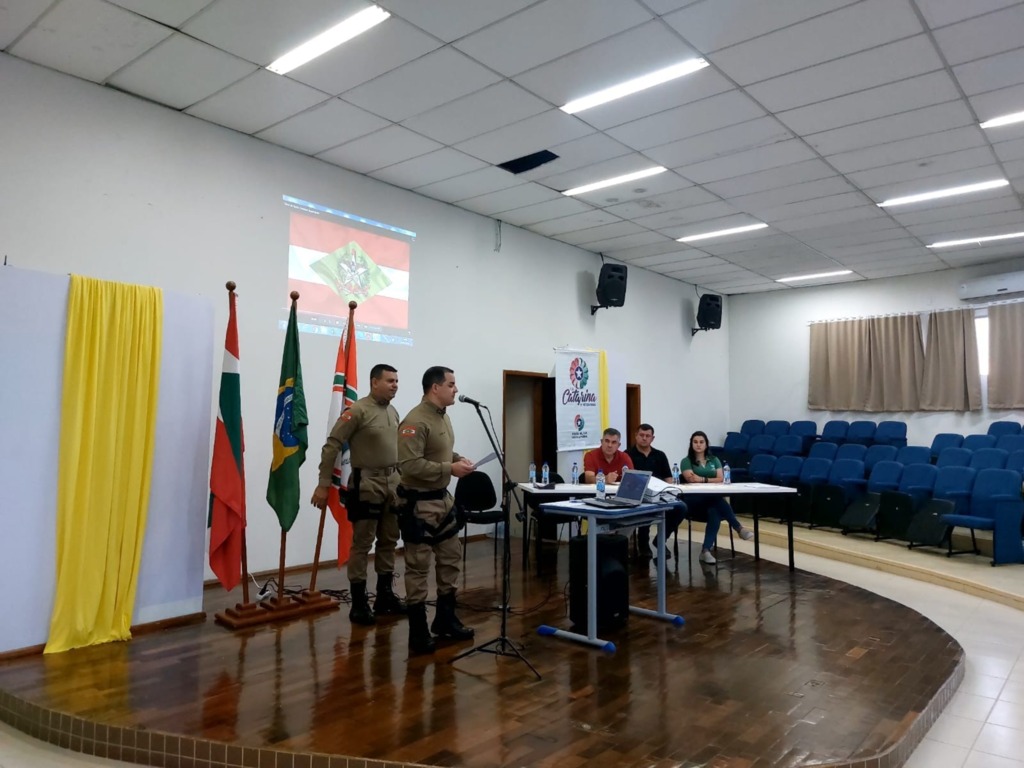 PM reúne comunidade e autoridades em Bocaina do Sul