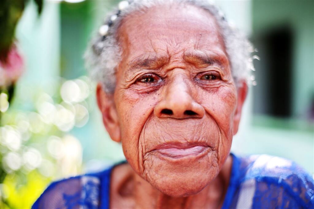 Foto: Renan Mattos (Diário) - A idosa vive no Lar do Idoso São Vicente de Paulo, em São Sepé