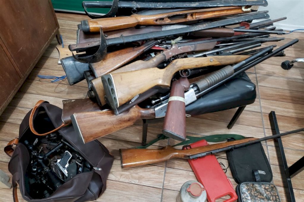 Na maior apreensão do ano, BM recupera 41 armas e munições em São Gabriel