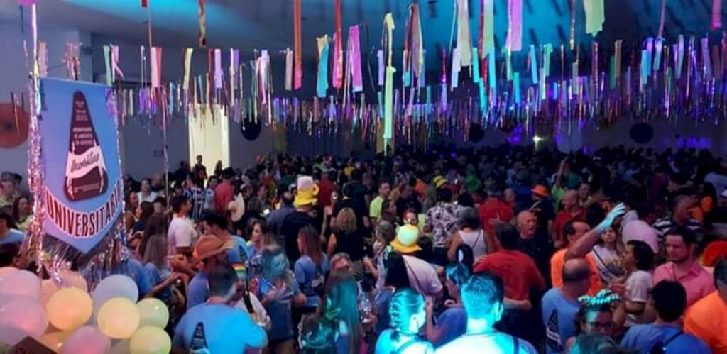 Carnaval Solidário arrecada R$ 24 mil para duas entidades de Santiago