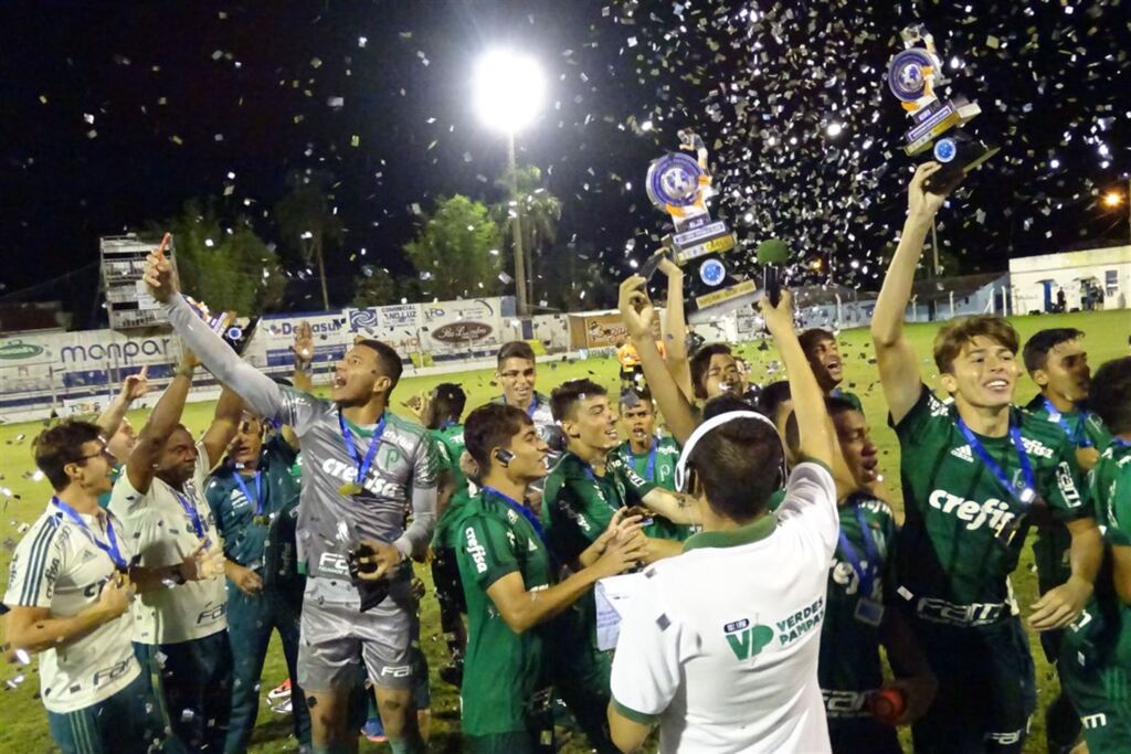 Foto: Éder Alves (Jornal Expresso Ilustrado) Palmeiras é o atual campeão da Copa Santiago - 