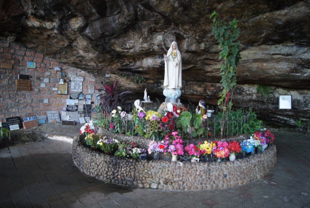 Comunidade católica de Santiago tem Festa de Nossa Senhora de Fátima
