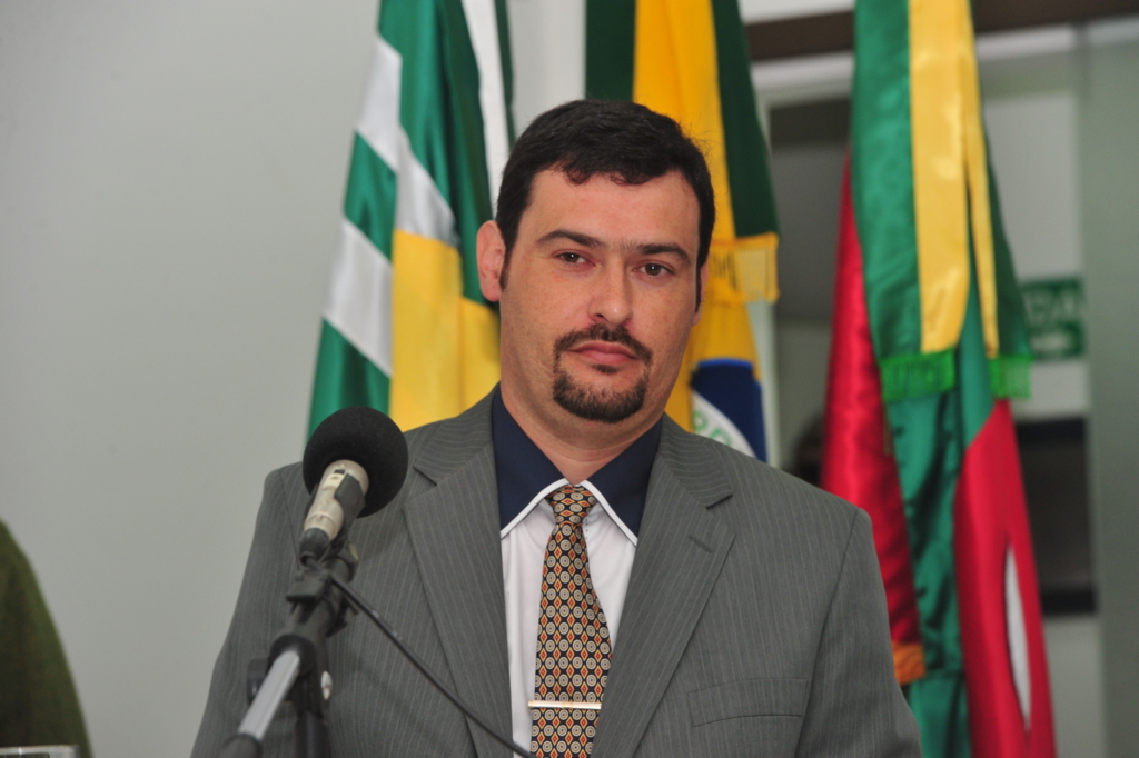 Vice-prefeito de Rosário do Sul anuncia afastamento do cargo