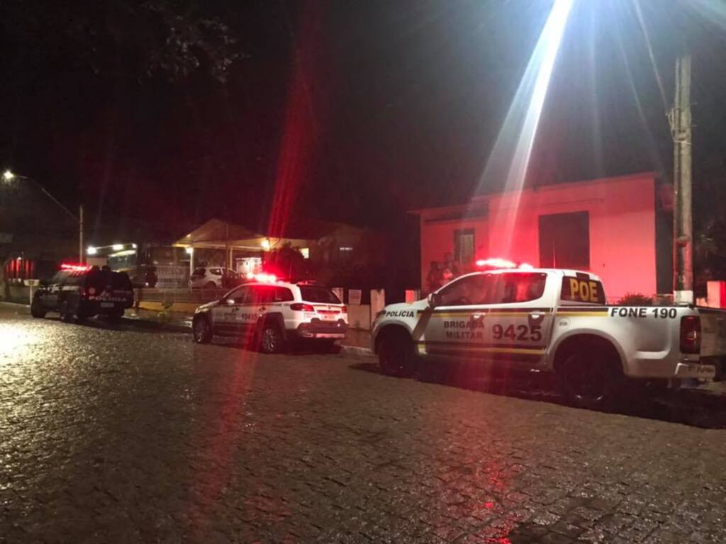 Três pessoas são encontradas mortas e uma ferida em Restinga Sêca