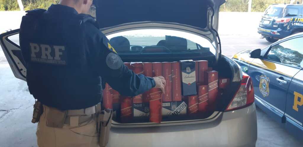 Dupla é detida por contrabando de bebidas em Caçapava do Sul