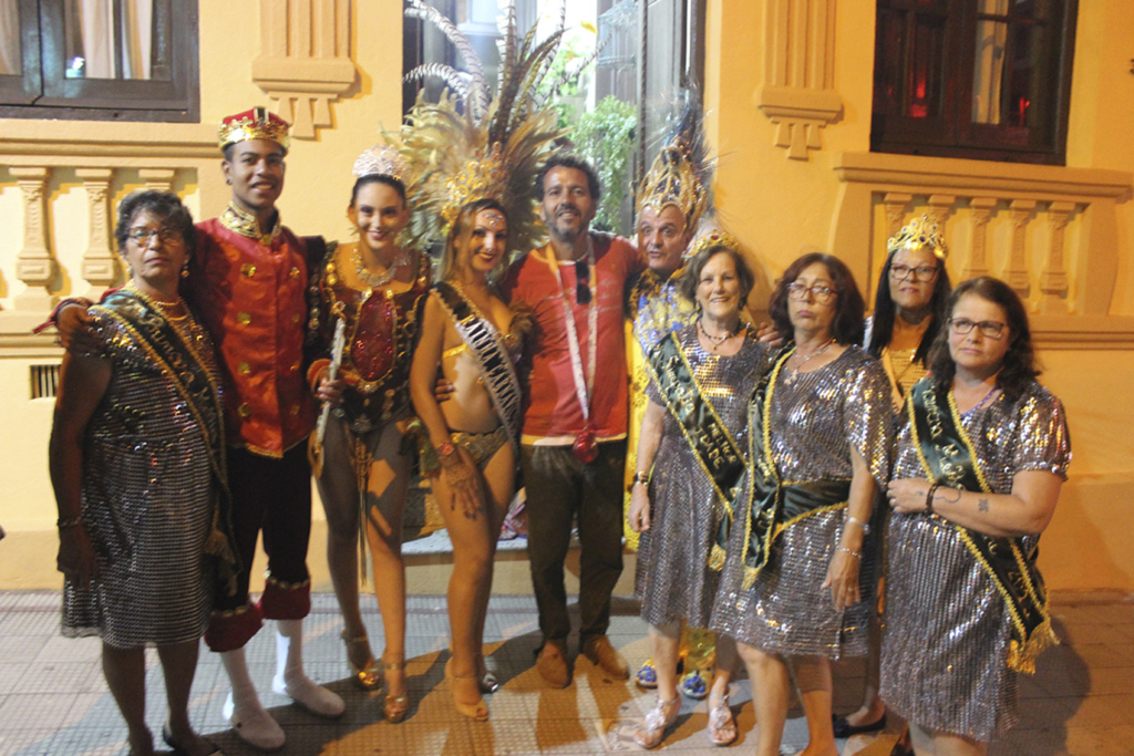 Marcos Palmeira é flagrado curtindo o carnaval de Lavras do Sul