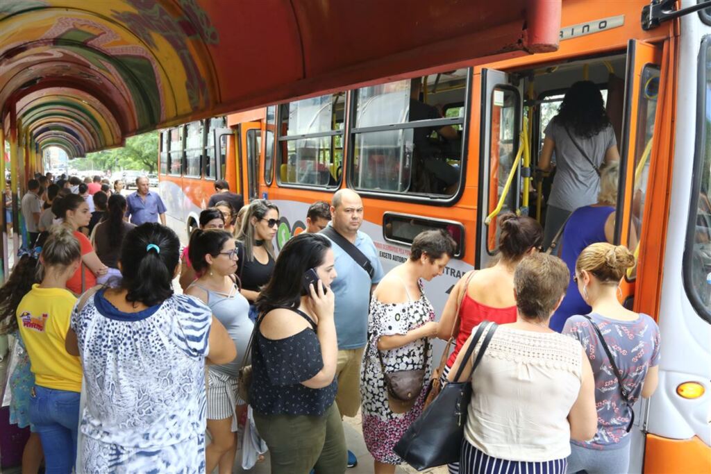Os gargalos do transporte público vistos por usuários, pelas empresas de ônibus e pela prefeitura