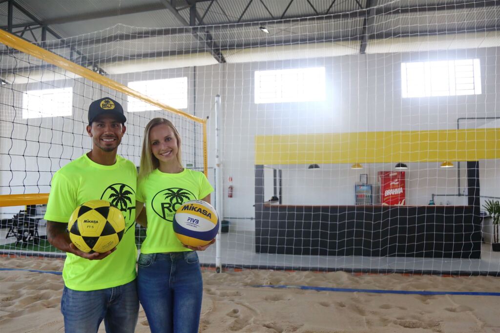VÍDEO: casal inaugura quadras de areia para aluguel em Santa Maria