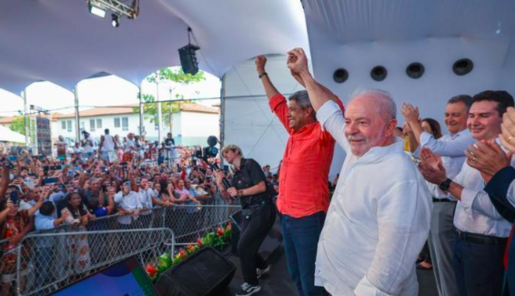 RICARDO STUCKERT - Lula estava na Bahia em lançamento de programa de governo e não participou da festa do partido