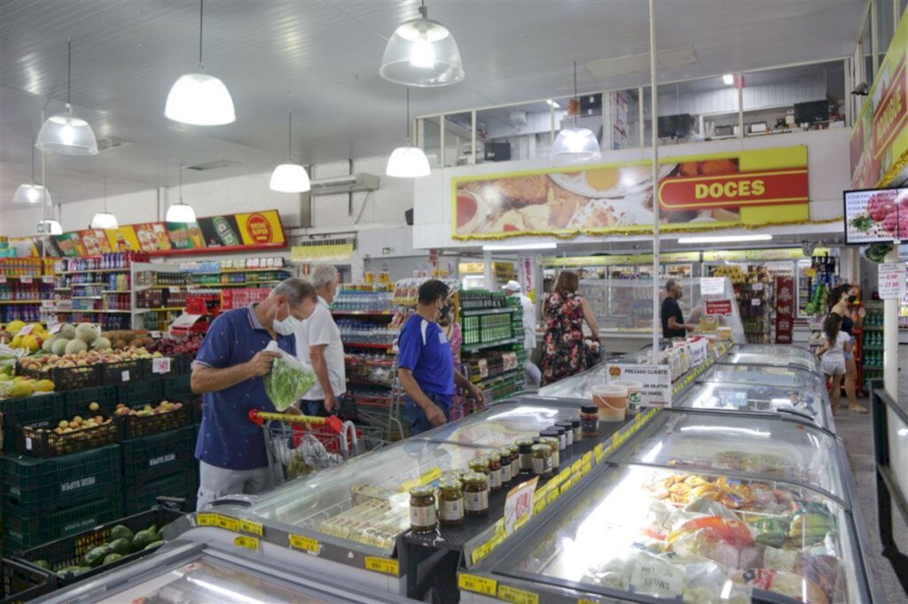 Sindigêneros planeja que mercados voltem a abrir aos domingos em Santa Maria a partir de julho