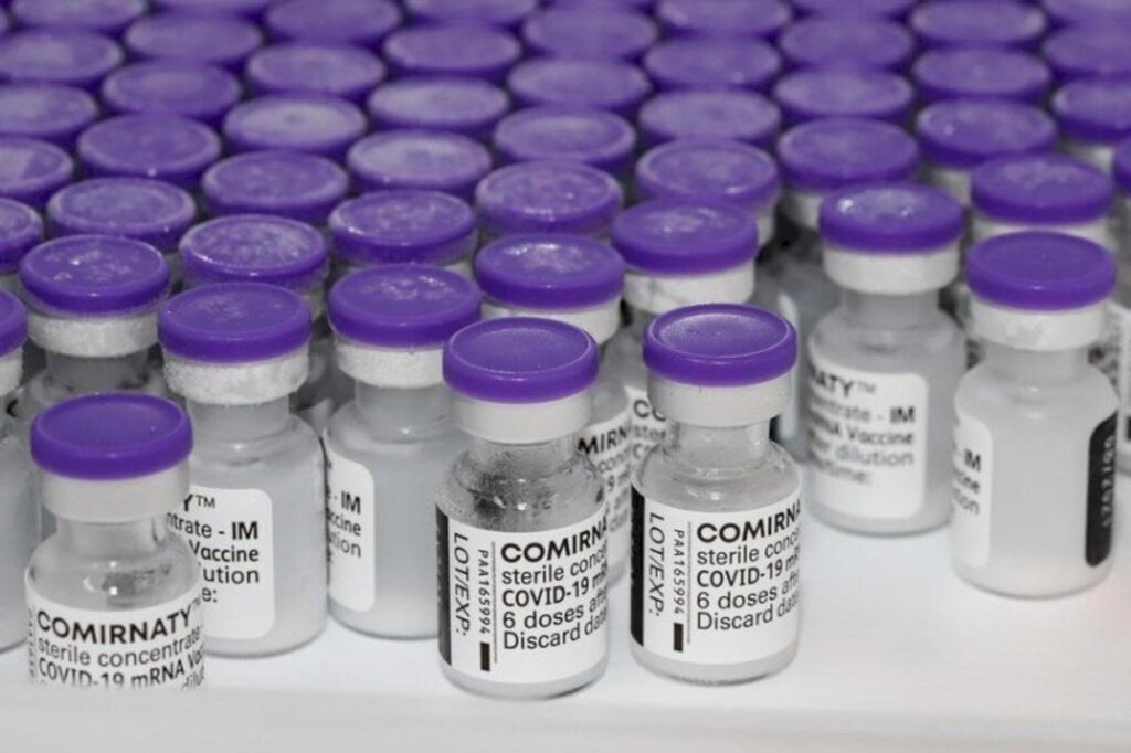 Pfizer testa vacina pneumocócica junto com dose de reforço da Covid-19