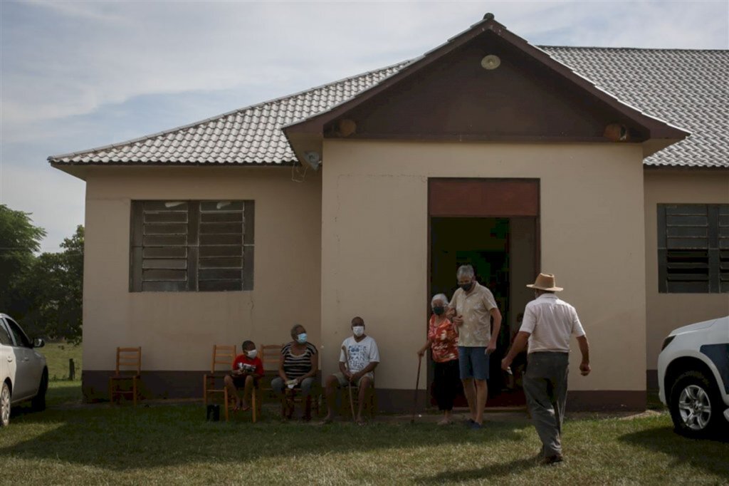 30 idosos com mais de 77 anos são vacinados em Santa Flora