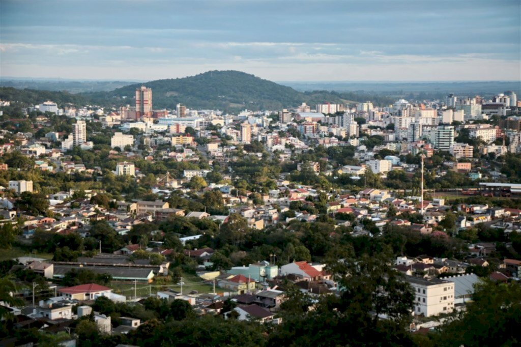 87% das mortes por Covid-19 em Santa Maria são de idosos, aponta estudo