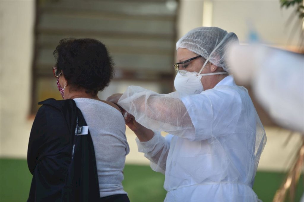 VÍDEO: vacina da gripe está disponível em 25 postos de saúde nesta sexta