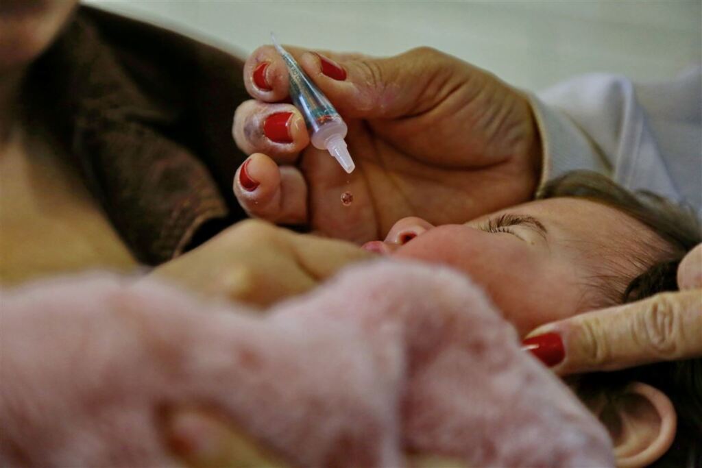 Campanha de vacinação contra a pólio e o sarampo termina nesta sexta