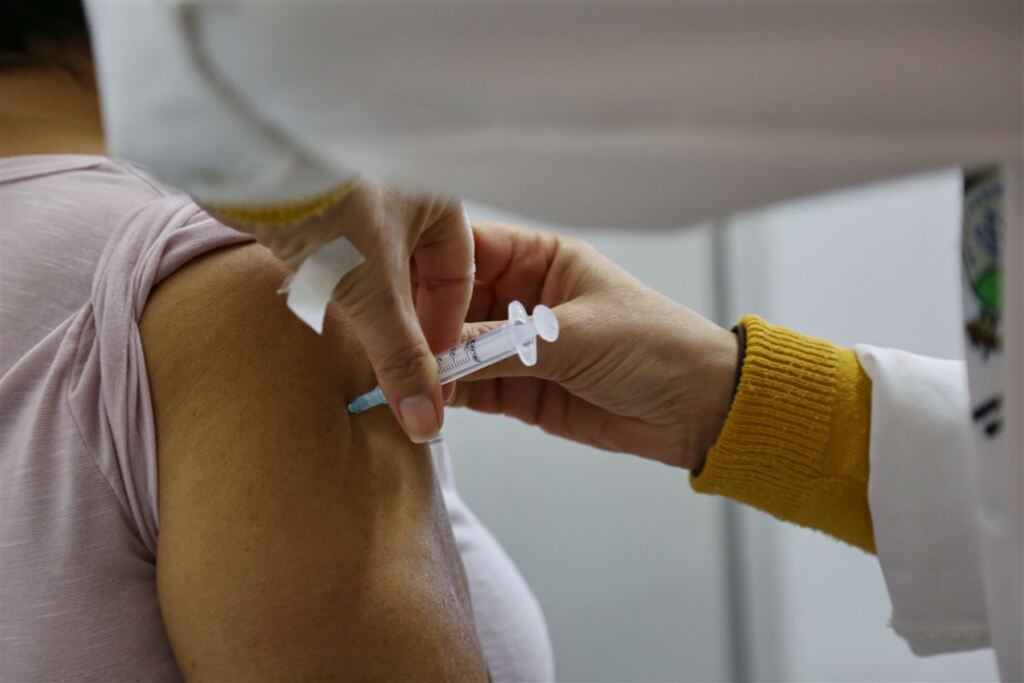 Rede de farmácias oferece serviço de vacinação em Santa Maria