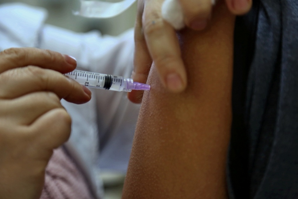 Veja os horários de funcionamento das salas de vacinação em Santa Maria