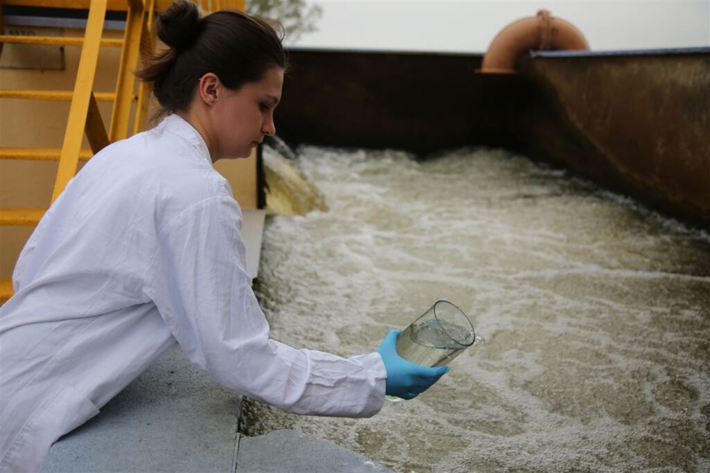 Corsan realiza a primeira coleta de água feita pela própria companhia
