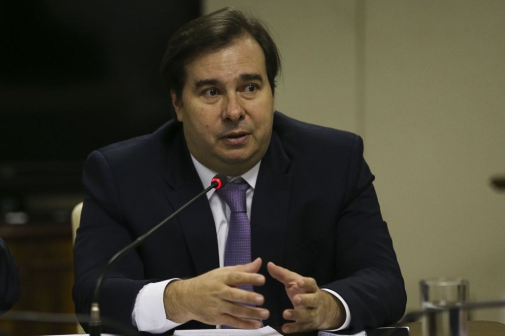 Inquérito da Polícia Federal acusa Rodrigo Maia de corrupção e lavagem de dinheiro