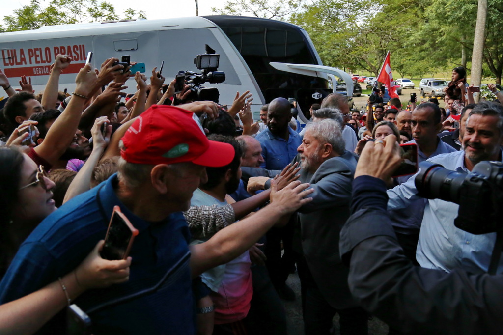 Reitores de instituições federais entregaram carta de revindicações a Lula