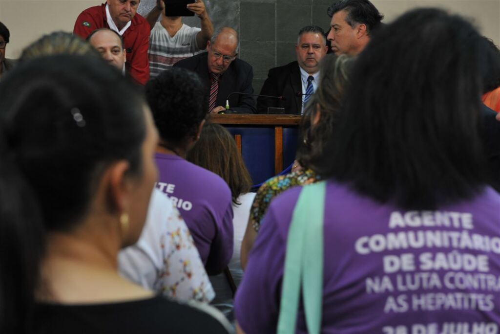 Foto: Charles Guerra (Diário) - Agentes de saúde foram à Câmara de Vereadores pedir aprovação de projeto