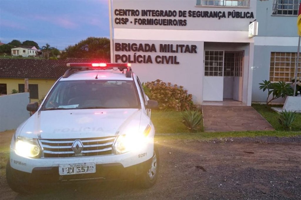 Após agredir a ex-companheira, homem é preso em Formigueiro